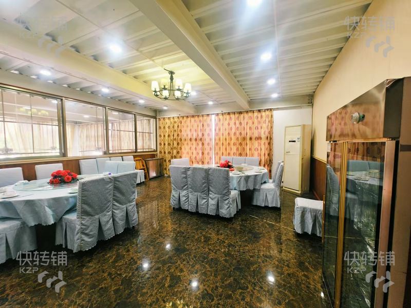 麻涌沿江西一路‘海南羊莊‘空鋪轉讓【多年老店、正對面新華學院、夜市街、聚集餐飲、酒吧、桌球等】