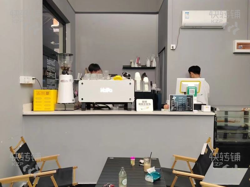南城白馬社區咖啡店轉讓【經營1年多、旁邊酒店，周圍高端寫字樓、公寓住宅密集】