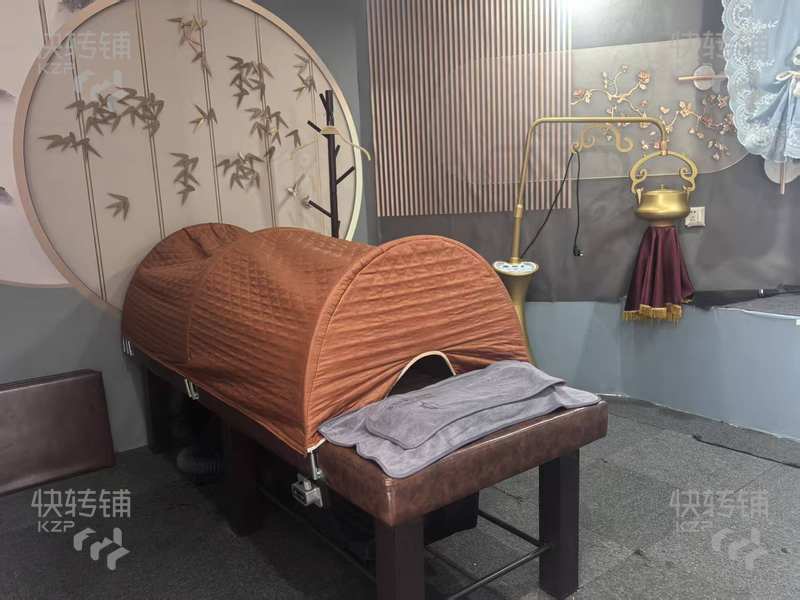 黃江霖峰.壹山境小區美容美甲店轉讓【全是小區別墅區包圍著、龍見田市場、近深圳、已經營三年半會員多】
