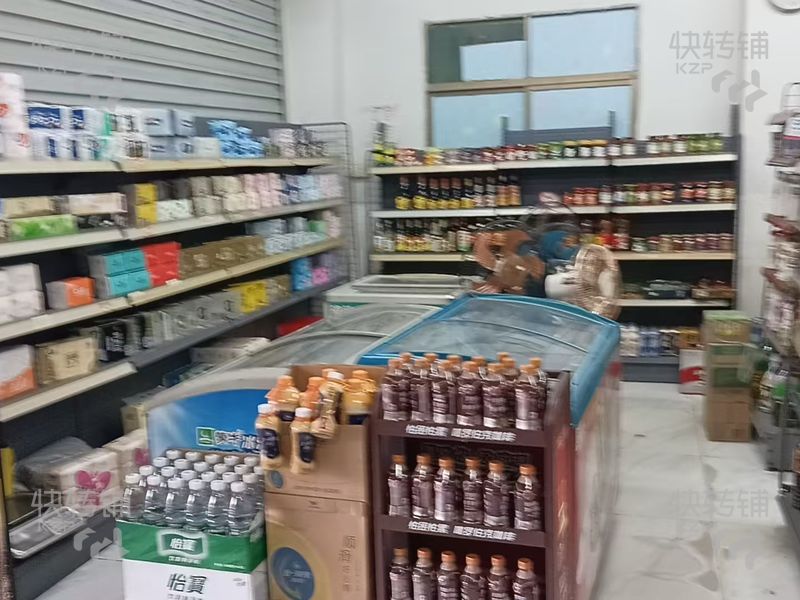 橫瀝田坑便利店轉(zhuǎn)讓（營業(yè)額3500+工廠門口對面， 雙門面可以外擺）可空鋪