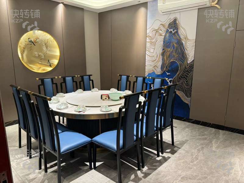 大朗巷尾花園‘湘菜館’轉讓【小區臨街路口大轉角位、周邊小區，公寓住宅，商場，寫字樓大廈環繞，門口停車場】