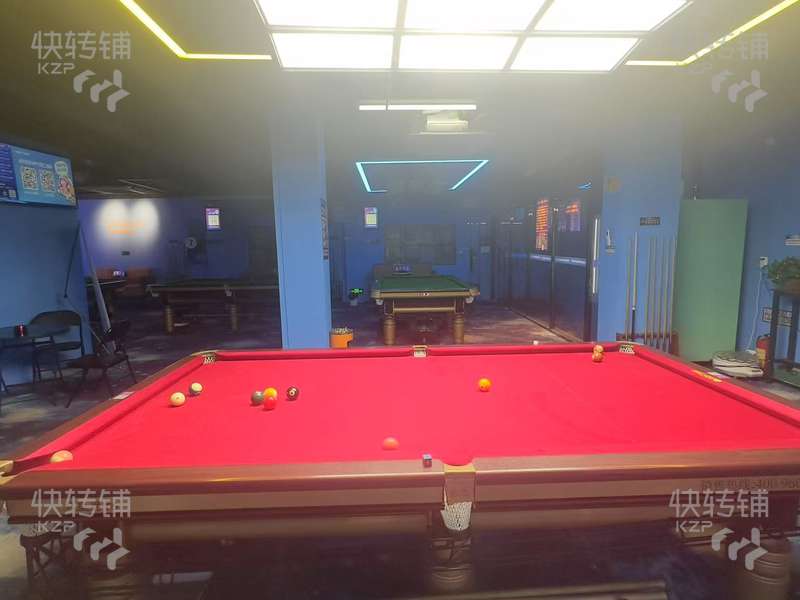 長安鎮“萬科廣場”24h自助臺球轉讓【內設桌球、棋牌，消費力強，可以拓展經營項目】