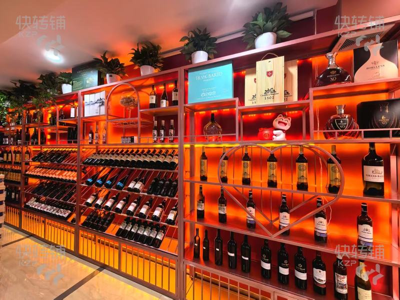 廣州市番禺區橋南‘酒莊’轉讓或出租【可空鋪做其他，背靠高端別墅區、附近人口集中、停車方便】