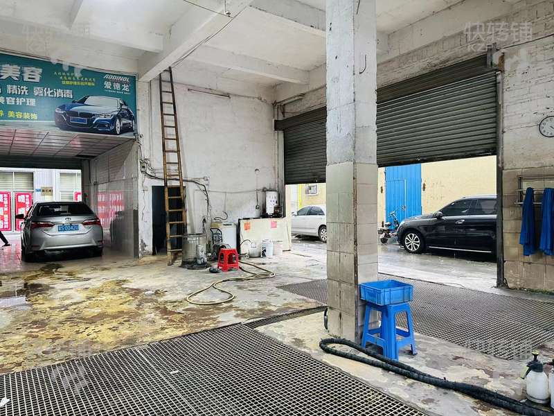 虎門‘連升中路’汽車美容養(yǎng)護(hù)店轉(zhuǎn)讓【經(jīng)營12年、處地標(biāo)廣場旁、生意穩(wěn)定、周邊多個(gè)車位】