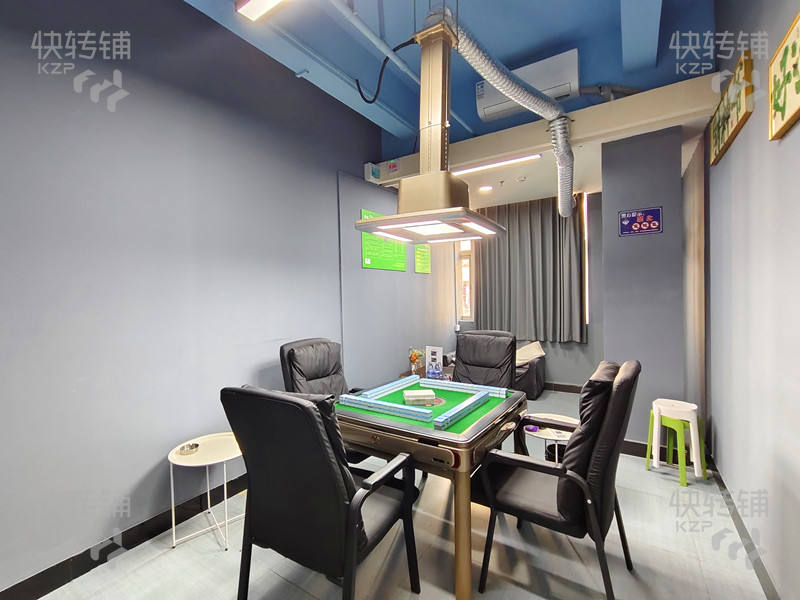 厚街珊美大道24h自助棋牌室轉讓【挨著地鐵站，每天有固定熟客進店， 客流集中，住宅小區、廣場圍繞】