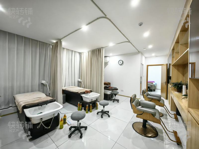 東城星河新天地養發館招租【全新精裝修，大型住宅小區內鋪，富人區，同行競爭小】