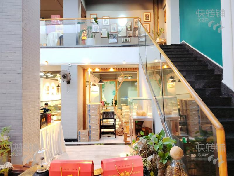 南城江南世家‘私房菜餐廳’轉讓【經營長達10年、小區出入口、東江之星寫字樓、地鐵口旁、多個高端小區】