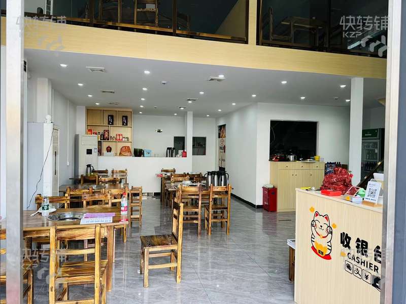 急转包押金。南城‘众利路’餐饮火锅店转让【处美食商业街、招牌醒目、以工业园、酒店公寓、小区为主，上下两层】