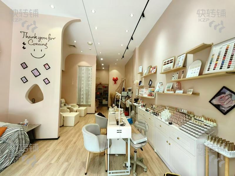 企石全新美容店轉讓/可空轉【對面碧桂園，無同行競爭，高質量客源多，停車很方便，適合做任何行業(yè)】