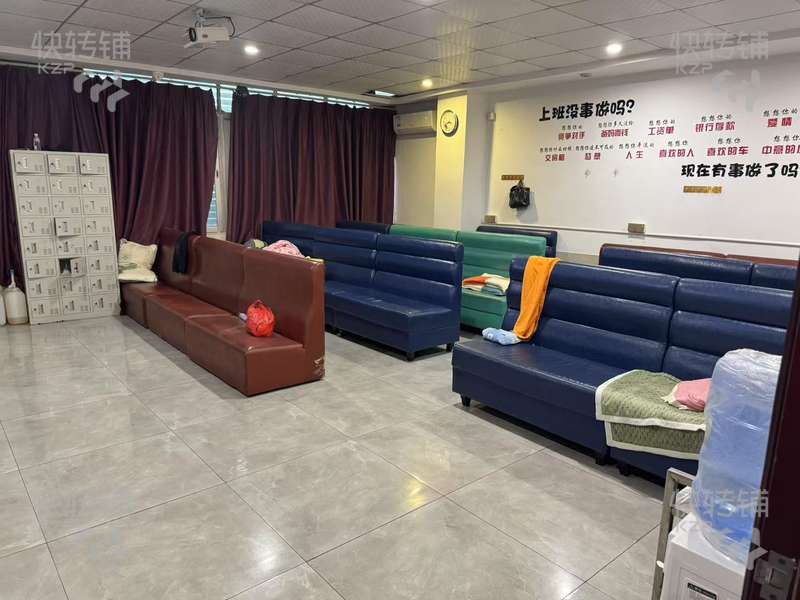 大嶺山石大路新塘‘沐足店’轉(zhuǎn)讓【新塘市場(chǎng)，公寓住宅環(huán)繞，購(gòu)物廣場(chǎng)，夜市街，專門(mén)停車(chē)場(chǎng)】
