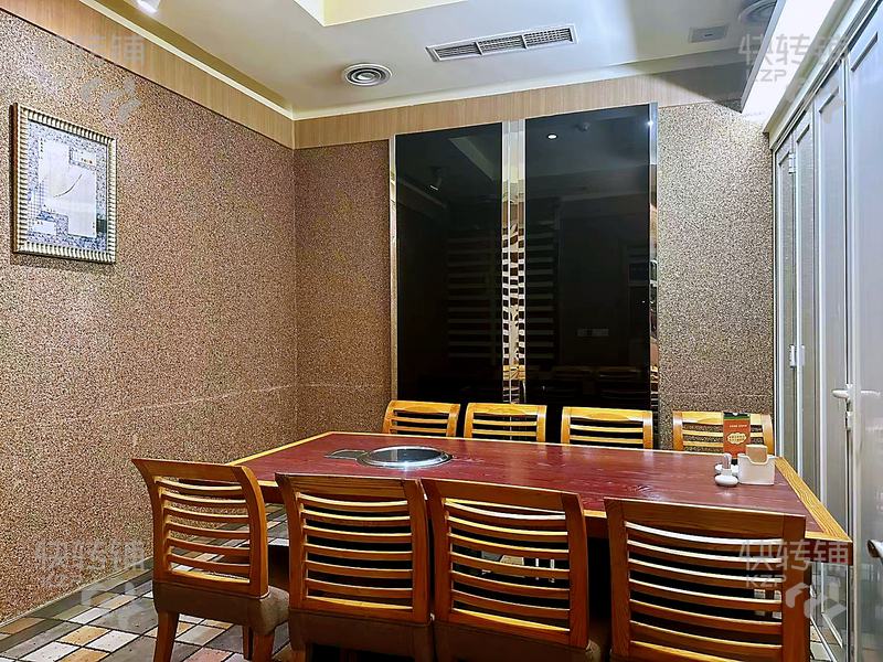 長(zhǎng)安‘明珠廣場(chǎng)’韓國(guó)料理店轉(zhuǎn)讓【經(jīng)營(yíng)16年，大廈出入口，多個(gè)購(gòu)物廣場(chǎng)、小區(qū)環(huán)繞，可經(jīng)營(yíng)其它餐飲】