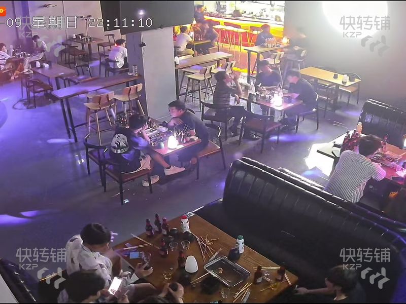 石排福隆清吧轉讓【附近無競爭，有固定熟客，對面是工廠，附近多個工業園，年輕人居多】