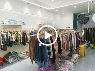 沙田橫流童裝店轉讓/可空轉【以純店對面，服裝一條街，近小區住宅、中心小學等，合適各種服裝，或者其他行業都可以】