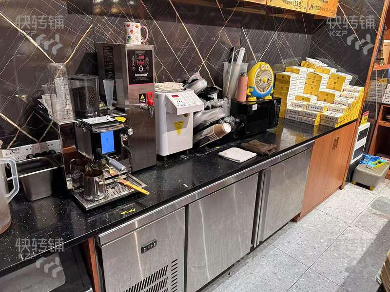 中堂東港城加盟吉芝味烘焙店轉(zhuǎn)讓【鎮(zhèn)中心位置，豪華裝修，路邊有車位，周邊競(jìng)爭(zhēng)少，小區(qū)臨街】