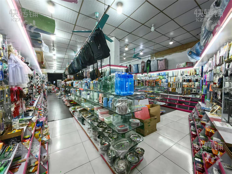 常平‘土塘商業街’百貨店/可空鋪轉讓【12年老店、樓上是金英住宿、大轉角位第二家，十字路口人流匯集處】