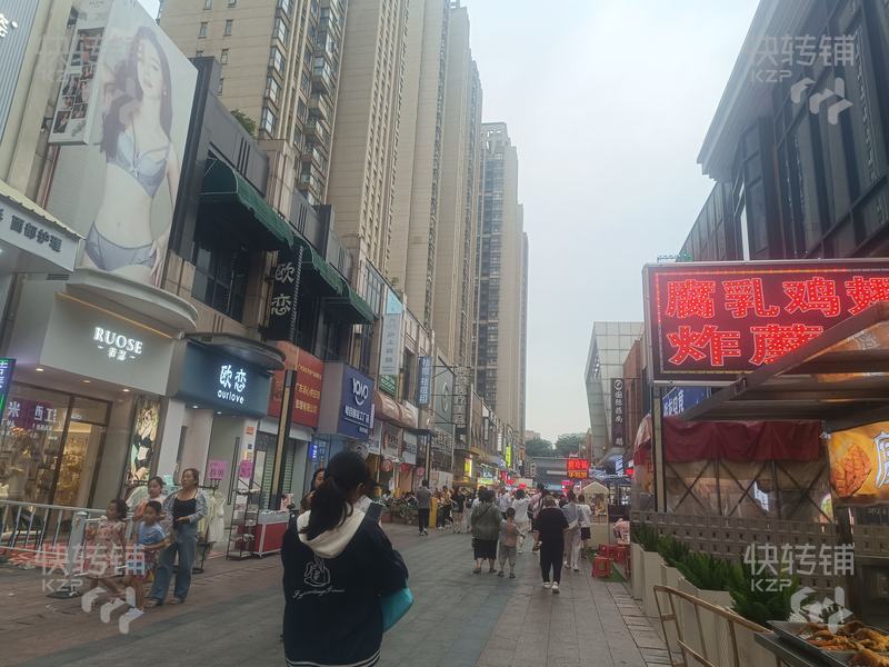 低價急轉！！長安萬達‘過橋米線店’轉讓【8年老店、核心商圈、自帶海量人流量、商業網紅街、門口可出租】