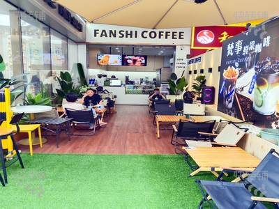 東城萬達金街冷飲奶茶店轉讓或承包、合伙做其他項目【挨著東城地鐵口，招牌顯眼，商業中心地段，人流量很大，可空轉無轉讓費】