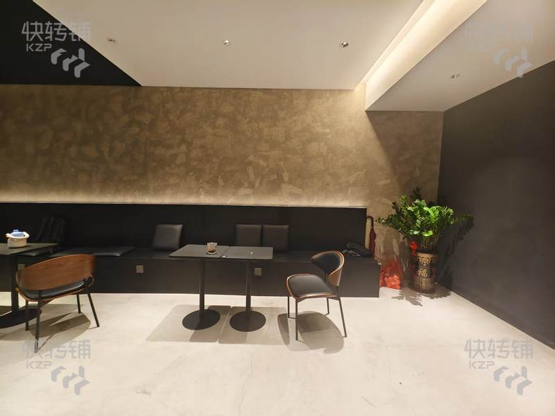橫瀝新城路‘咖啡店’轉(zhuǎn)讓可空轉(zhuǎn)【轉(zhuǎn)角位、高端住宅樓下、路口位置、可外擺、上下兩層】