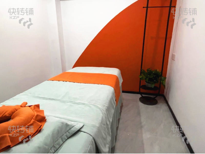 （看店請提前預約）南城宏遠小區一樓精裝修美容院招合伙人【經營15年的老店，客人質量高】