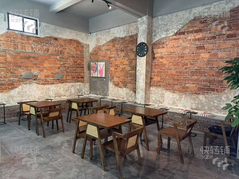 東城石井路工業風咖啡店轉讓【周圍都是大型住宅小區，旁邊有市場、寫字樓、酒店、幼兒園學校等，停車方便】可空轉