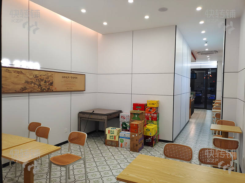 寮步凫山饮品店转让（工厂门口边， 上下班人流量大，宵夜一条街，住宅公寓多）