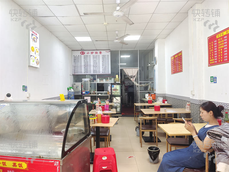 石龍‘松山湖中心醫(yī)院’餐飲店轉(zhuǎn)讓【6年老店、生意火爆、在穩(wěn)定盈利的、醫(yī)院后門、每天飯店人氣旺、合適各種餐飲項目】
