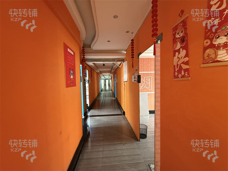 樟木頭先威路‘自助棋牌室’轉(zhuǎn)讓【對面塑金國際，寫字樓，塑膠批發(fā)商務(wù)中心，公寓住宅圍繞，客源穩(wěn)定】
