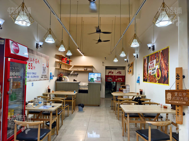 南城新基‘小吃店’轉讓【正對面蘋果幼兒園、金域華府、小區住宅人多、轉讓費便宜】