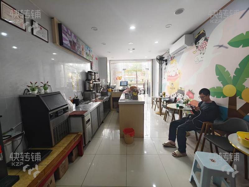 厚街‘康樂北路’奶茶轉讓，可空鋪轉【門口厚街廣場，緊挨著萬科城市廣場，附近商場，住宅，公寓集中】