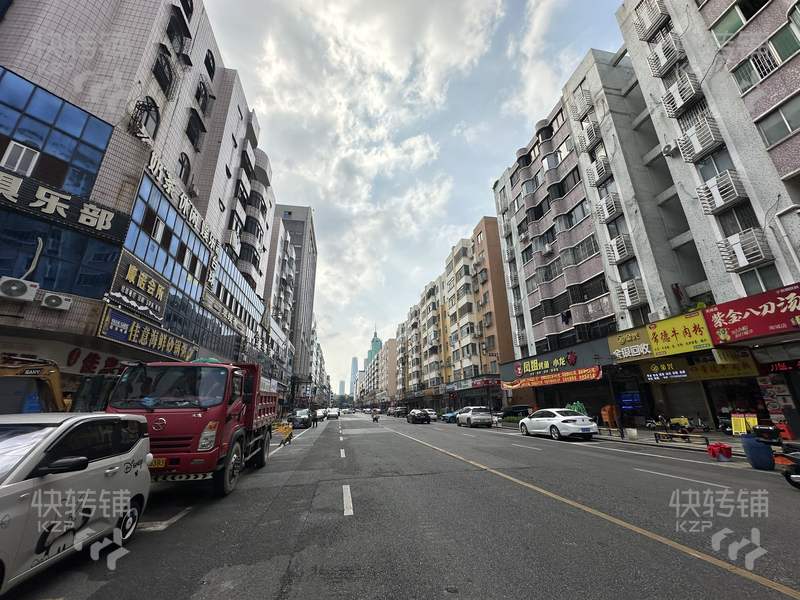 南城銀豐路熱鬧夜市街美容美甲店轉讓【客源500+，旁邊多個酒店、寫字樓、KTV、住宅樓密集，人流集中，租金便宜】