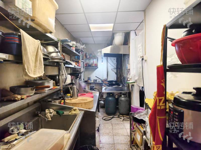 黃江富海路翠亨豪園餐飲店轉讓【轉角位、小區住宅出入口位置、公交站臺旁、人流集中，可外擺】