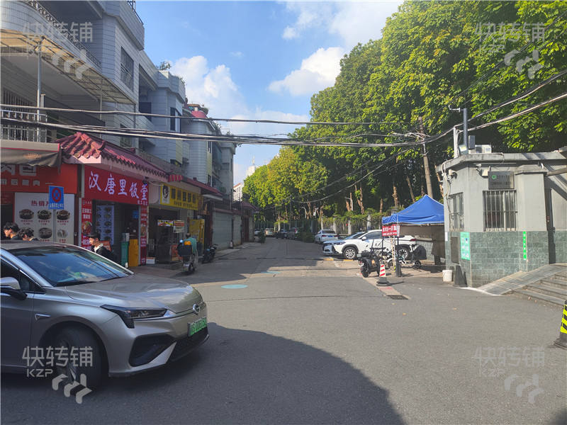 低價急轉！給錢就轉！東城理工學院‘快餐店’轉讓【學校門口、美食街、正對教學樓、周邊住宅小區密集】