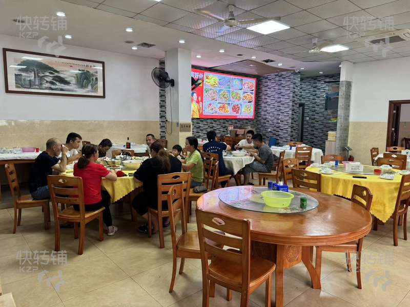 長安沙頭西大路餐廳轉讓【十字路口，汽配城入口旁，車流大，附近工廠，酒店，公寓住宅集中】
