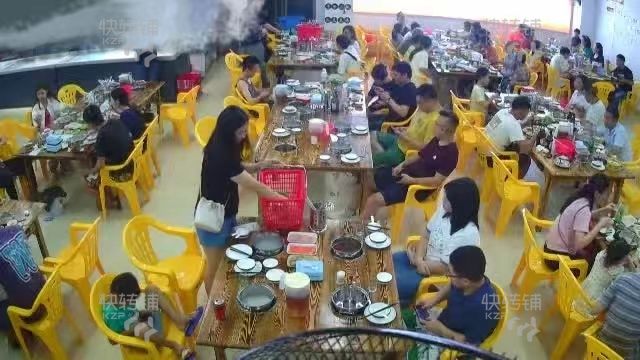 低价转让，茶山东岳公园对面火锅餐厅转让【周边有茶园商场、碧桂园喜悦里、住宅集中】可空转
