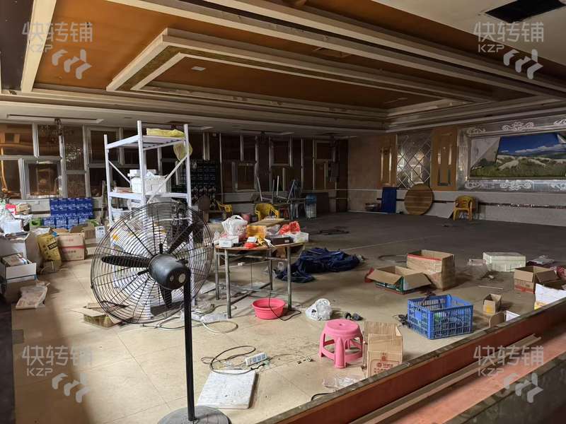 大朗黎貝嶺夜宵店轉讓【華為商圈，公寓住宅密集，工廠環繞，人流量大，近十字路口位置，停車方便】