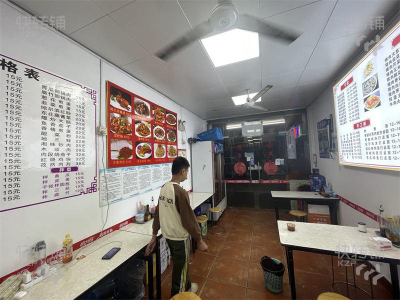 黄江东环路‘饺子馆’转让【6年老店、客源稳定、周边住宅密集、后面科技园、门口可外摆】