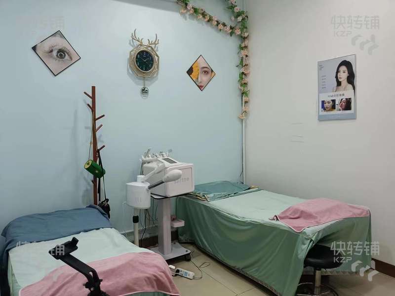 長安萬達美容院轉讓【萬達商圈附近、高消費人群、寫字樓、商場、住宅居多】