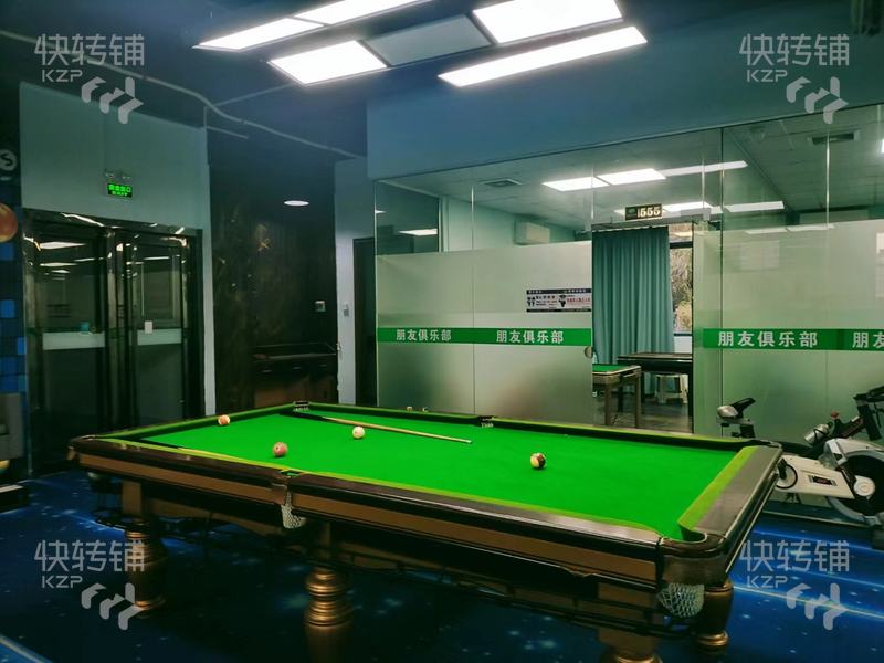 鳳崗臥龍小區(qū)旁臺球棋牌室轉(zhuǎn)讓【周邊有小區(qū)、沃爾瑪、大廈等，人流量大】