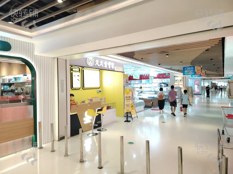 萬江‘東江之星’珠寶店黃金檔口轉讓【高端住宅區和寫字樓結合、位于嘉榮超市口處，旁邊多個小區】