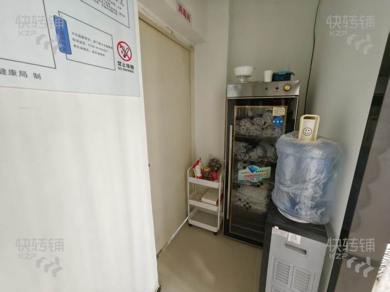 虎門萬科小區(qū)‘美甲美睫店’轉(zhuǎn)讓【處小區(qū)大門旁、裝修精美、學校、別墅區(qū)】