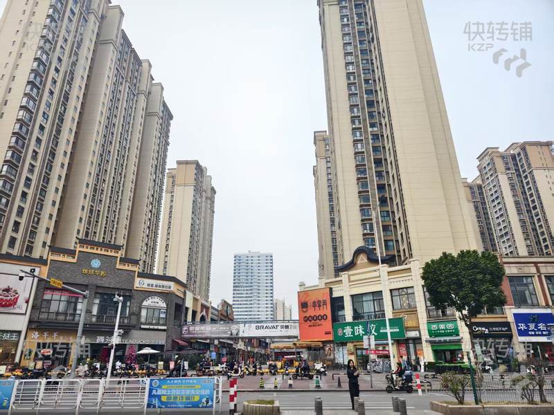 南城ucc浙商大廈電梯旁100%新檔口轉讓【配套設施齊全，蛤地地鐵站a1旁，挨著寰宇匯金，寫字樓密集】