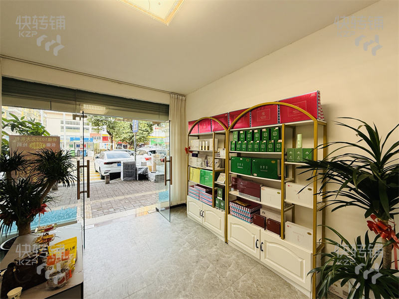 黃江珠江路華誠小區美容院轉讓【周邊住宅小區集中，對面是購物廣場，客源穩定，門口停車方便】可空鋪