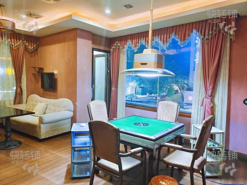 厚街珊瑚路‘咖啡西餐廳’+棋牌室轉(zhuǎn)讓【經(jīng)營20余年、路口位置、 超大招牌、多個(gè)停車位、知名度高、可空轉(zhuǎn)】