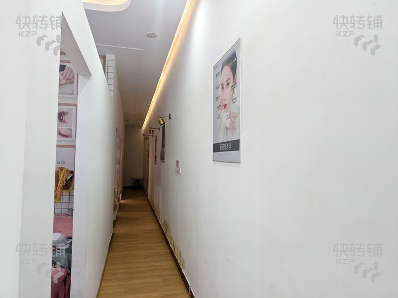急轉，厚街萬達金街美容院轉讓【租金便宜，大型住宅小區(qū)圍繞，商圈自帶人流，推廣拓客很方便】