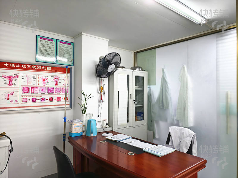大嶺山大片美工業(yè)區(qū)‘診所’轉(zhuǎn)讓【旁邊德普特電子廠、工廠多、出租屋密集、所有證照齊全】