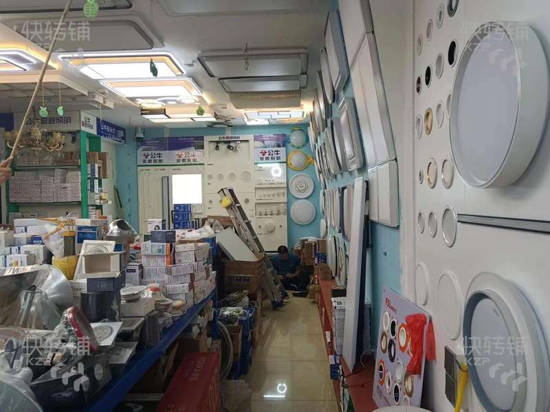 石龍西湖‘五金電器店’轉讓【雙面門，五金批發市場店，生意集中，合適各種五金電器、裝飾材料等項目，可空鋪】