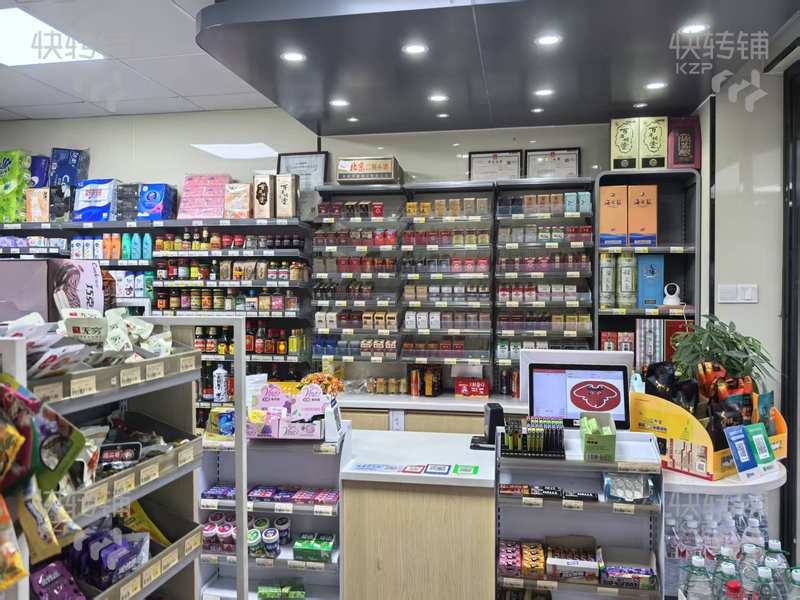鳳崗公寓樓下便利店+菜鳥驛站轉(zhuǎn)讓【周邊都是公寓住宅、工廠、對面是公園】