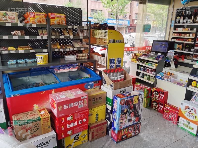 塘廈‘石潭埔崖山公園’出入口便利店轉讓【營業額4000+、宵夜美食一條街、公寓出入口一樓、工業區圍繞】