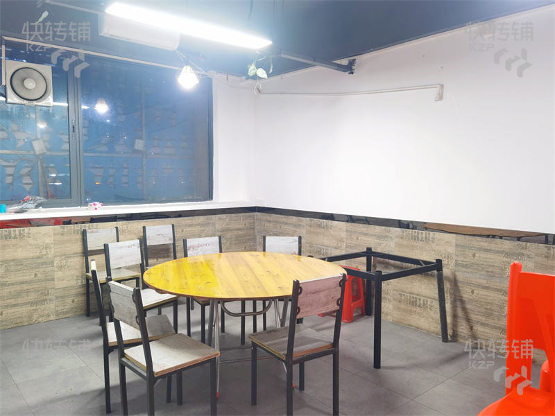 大嶺山金地格林‘餐飲店’招租【經營長達7年、周邊多個大型小區、學校、人流量集中】