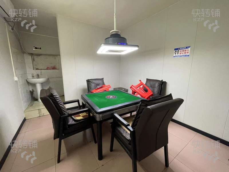 東城‘溫塘’臺球廳棋牌室轉讓【三岔路口，富民科技園對面，周邊工業區、住宅公寓樓】